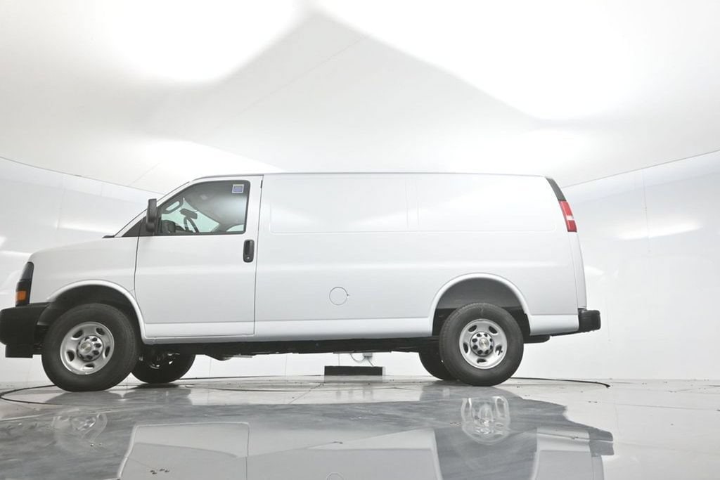 2026 Chevrolet Express Cargo Work Van - Photo 61