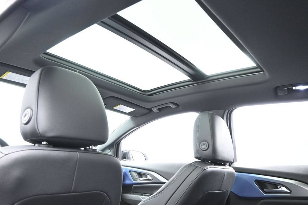 2026 Chevrolet Equinox EV 2LT - Photo 44