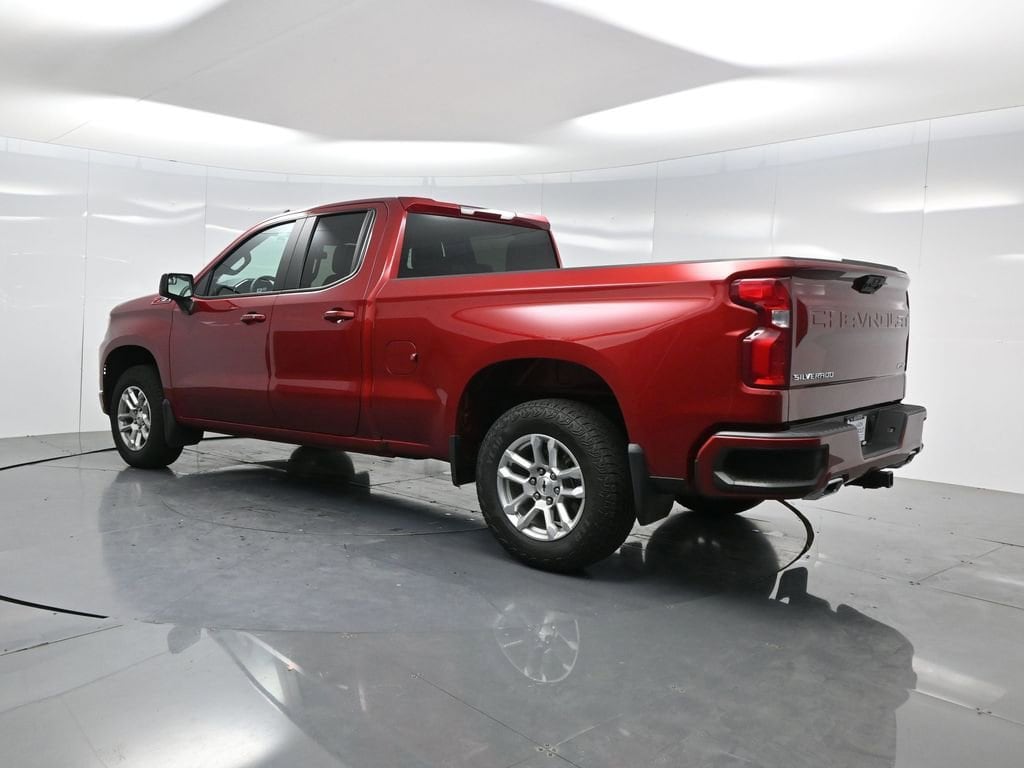 2025 Chevrolet Silverado 1500 RST photo 5
