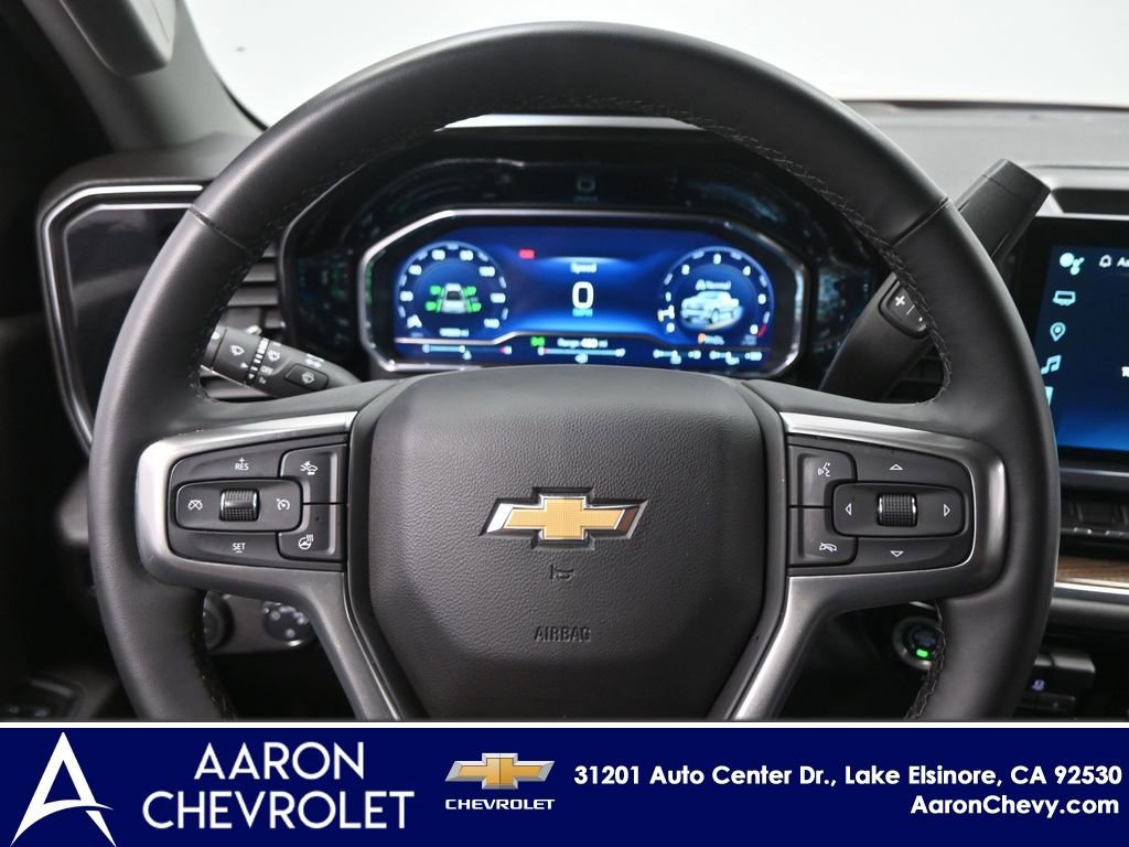 2024 Chevrolet Silverado 1500 LT w/1LT photo 3