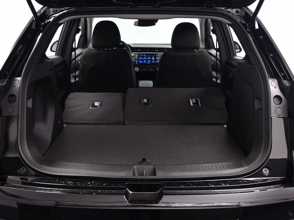 2027 Chevrolet Bolt LT - Photo 37
