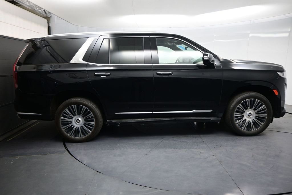 2023 Cadillac Escalade Premium Luxury - Photo 4