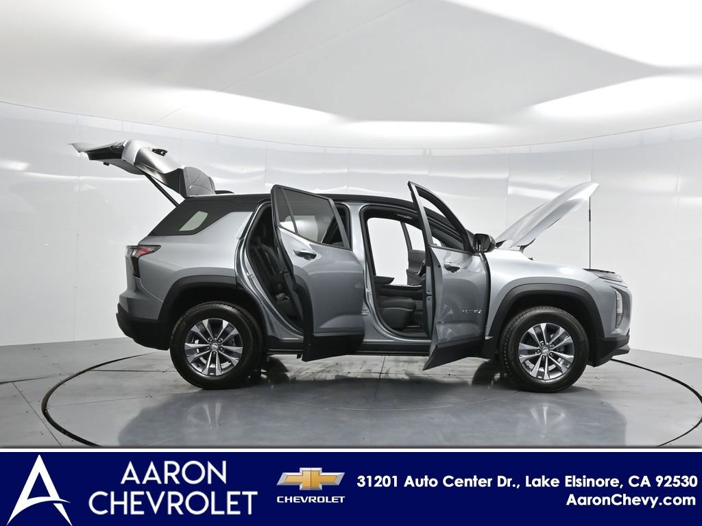 2026 Chevrolet Equinox LT photo 3