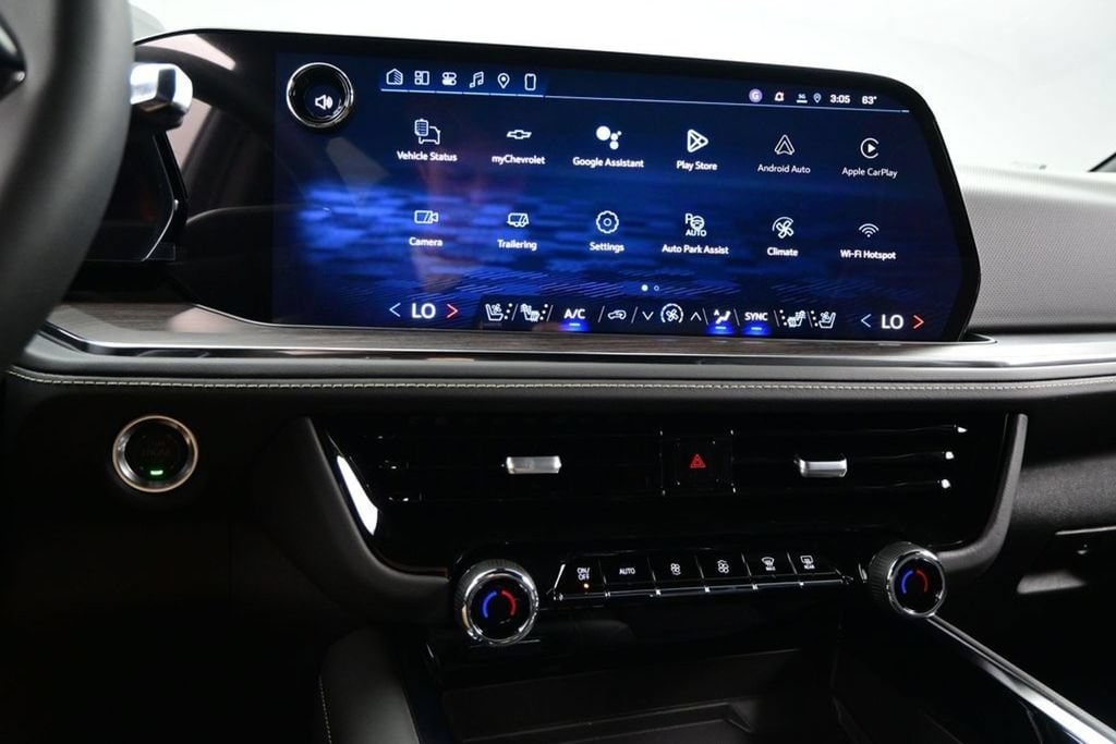 2026 Chevrolet Suburban Premier - Photo 23