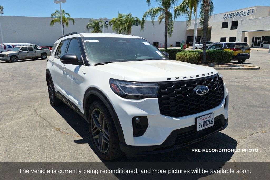 Used 2025 Ford Explorer ST-Line SUV