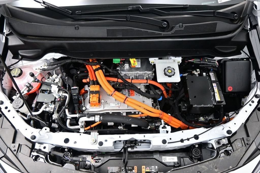 2027 Chevrolet Bolt LT - Photo 44