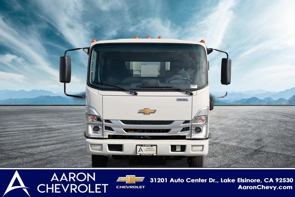 2024 Chevrolet Silverado photo 4