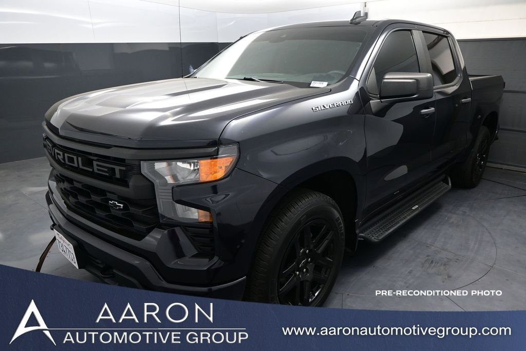 2022 Chevrolet Silverado 1500 Custom Crew Cab Short Box's photo