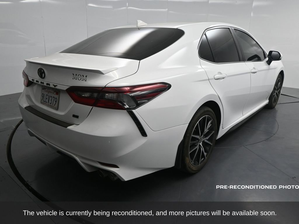 2024 Toyota Camry SE photo 2