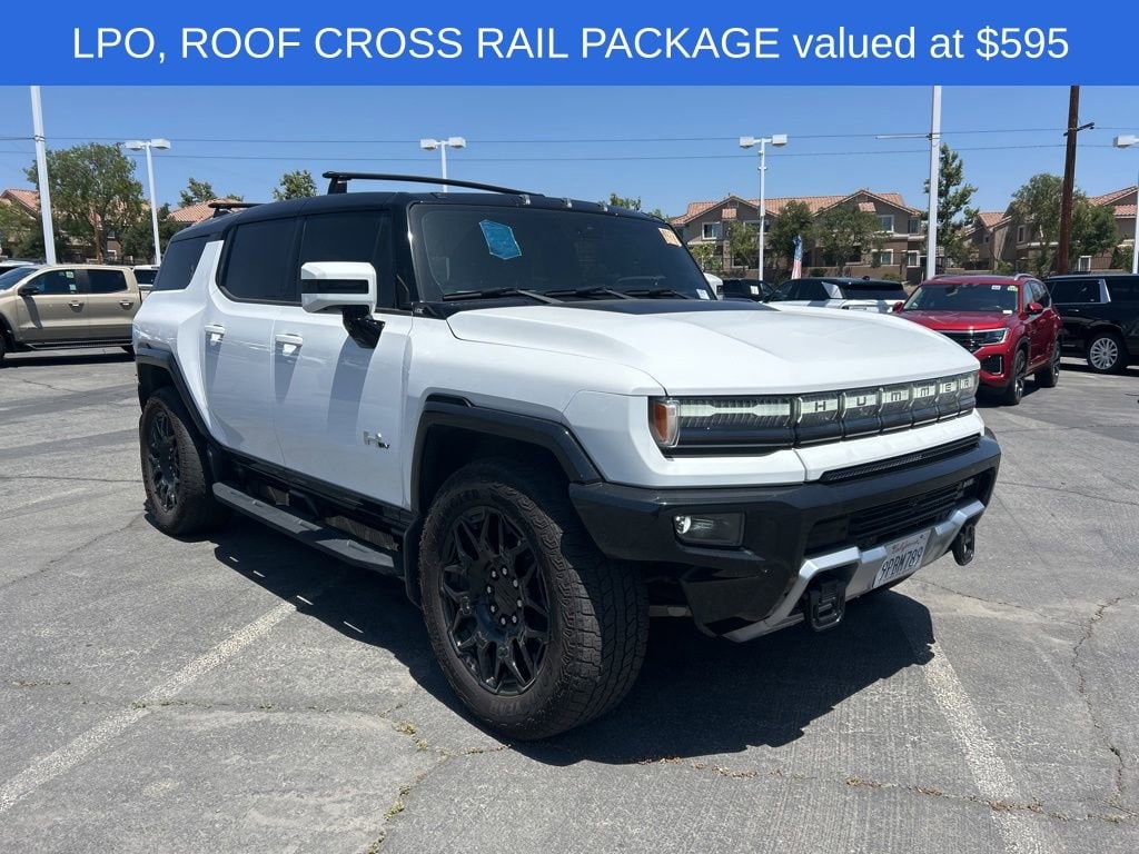 2024 GMC HUMMER EV SUV 2X photo 3