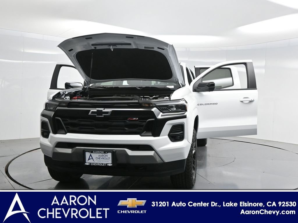 2025 Chevrolet Colorado Z71 - Photo 29