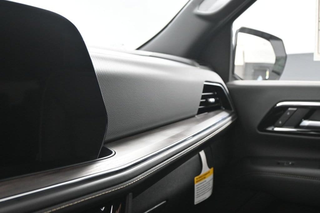 2025 Chevrolet Tahoe Premier - Photo 26
