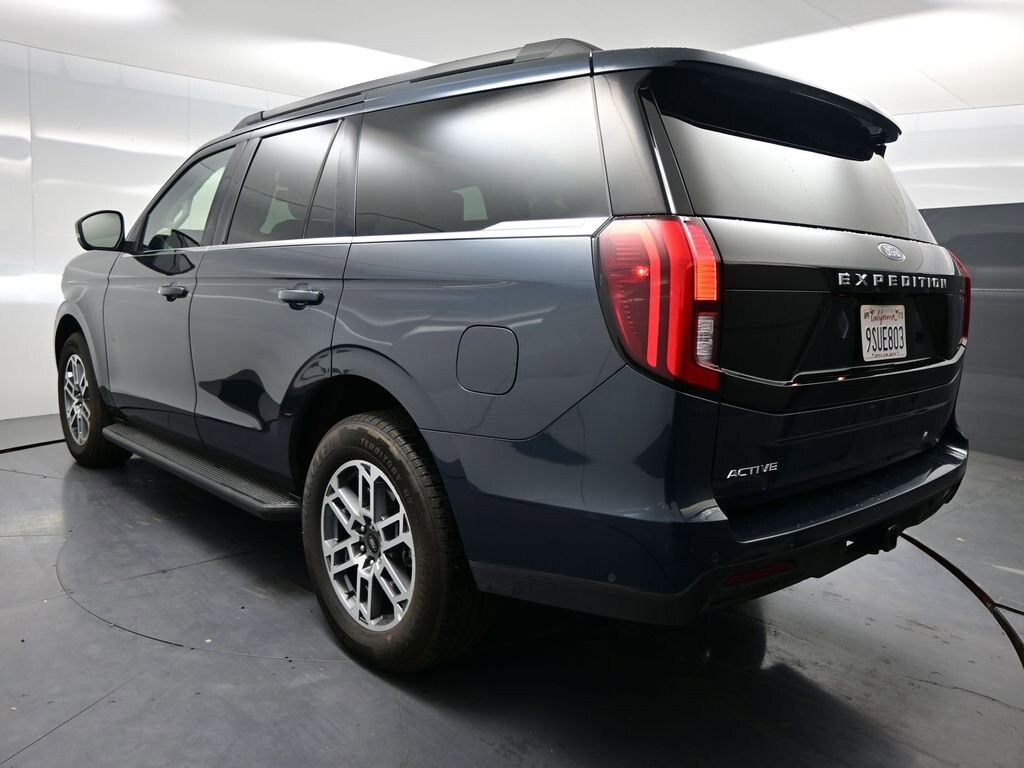 Used 2025 Ford Expedition Active SUV