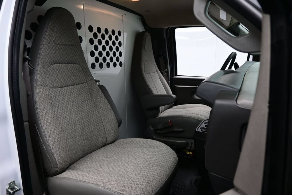 2026 Chevrolet Express Cargo Work Van - Photo 11