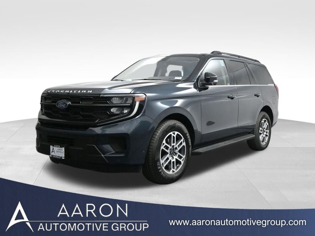 2025 Ford Expedition Active photo 1