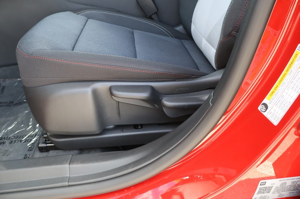 2026 Chevrolet Trax RS - Photo 19