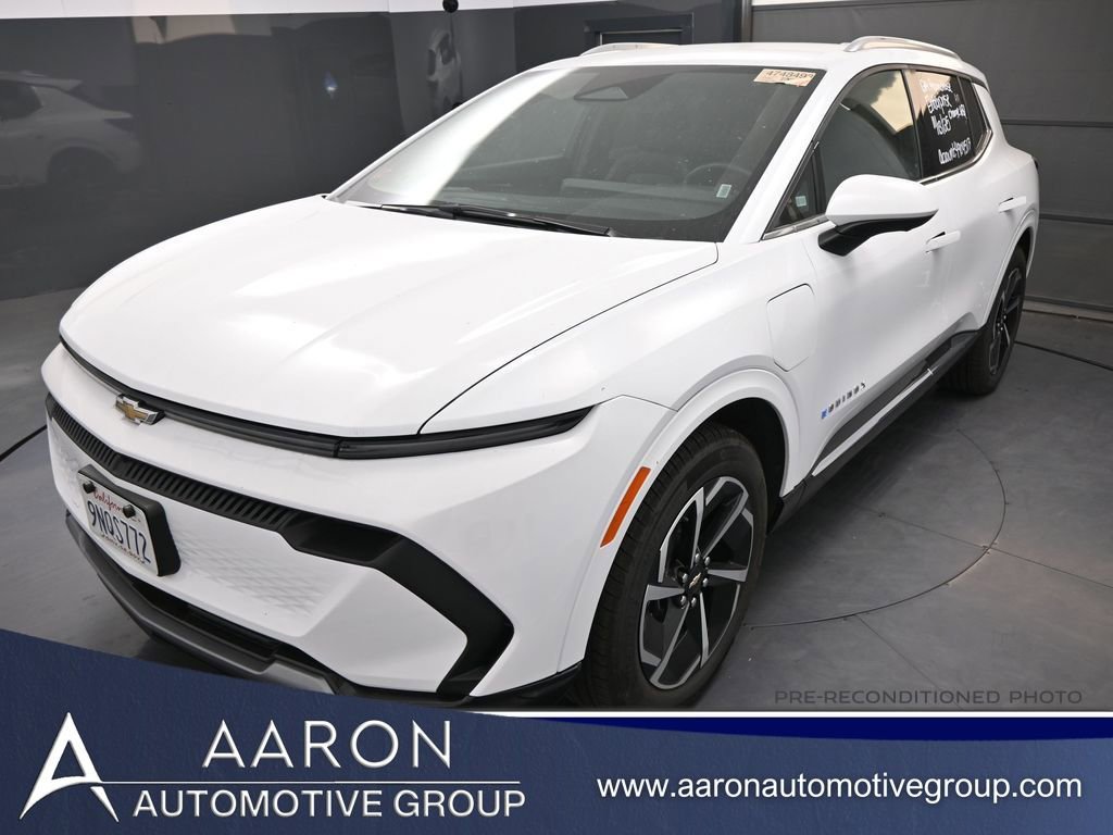 2025 Chevrolet Equinox EV LT's photo