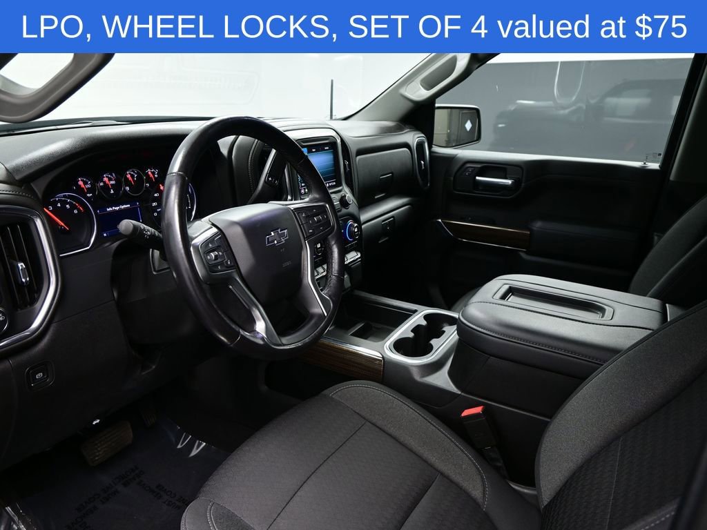 2021 Chevrolet Silverado 1500 RST photo 3