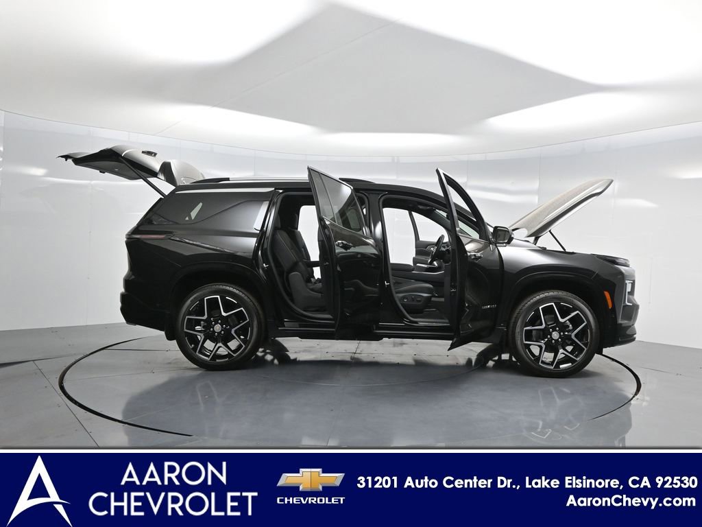 2026 Chevrolet Traverse High Country photo 3