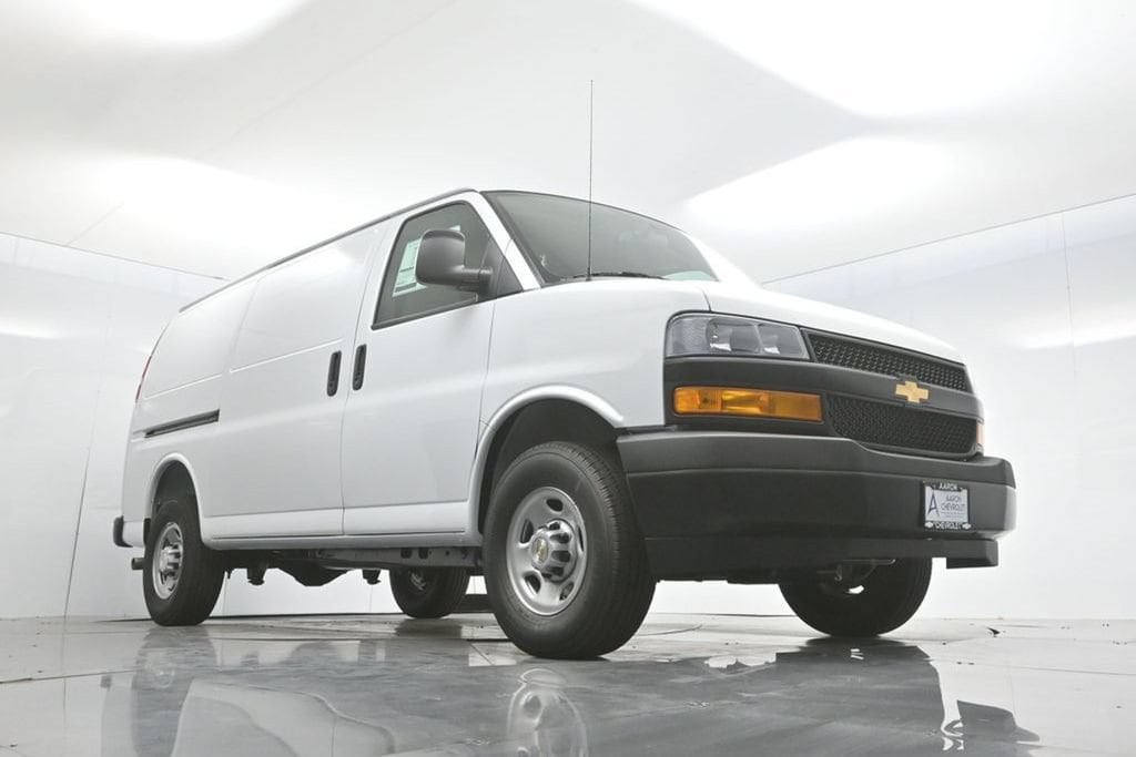 2026 Chevrolet Express Cargo Work Van - Photo 56