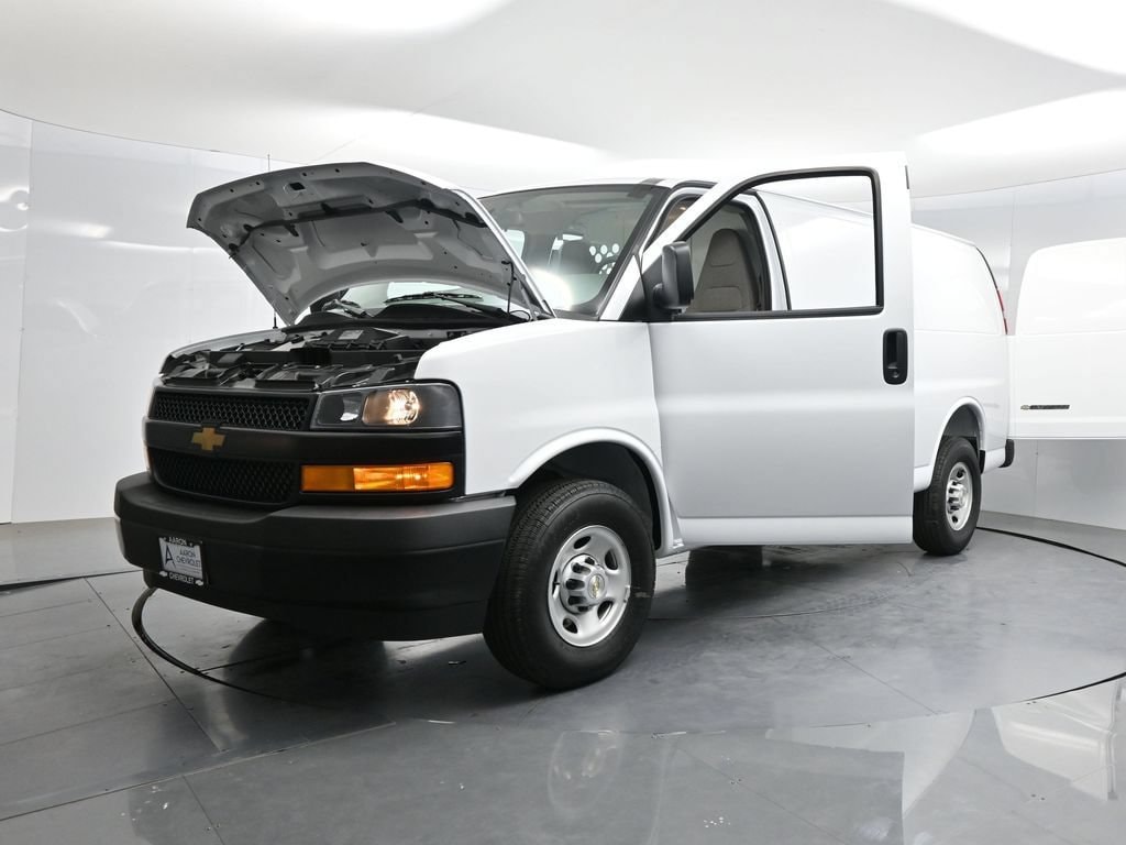 2026 Chevrolet Express Cargo Work Van - Photo 46