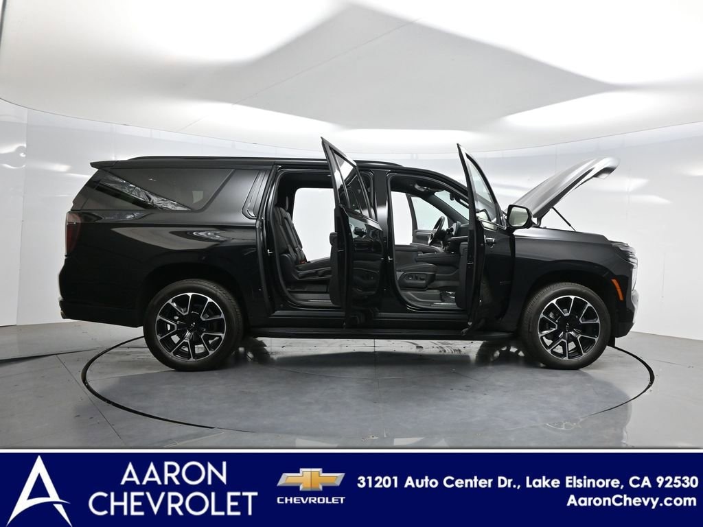 Used 2025 Chevrolet Suburban RST SUV