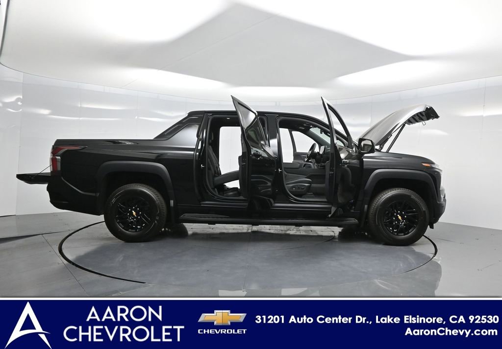 2026 Chevrolet Silverado EV LT photo 3