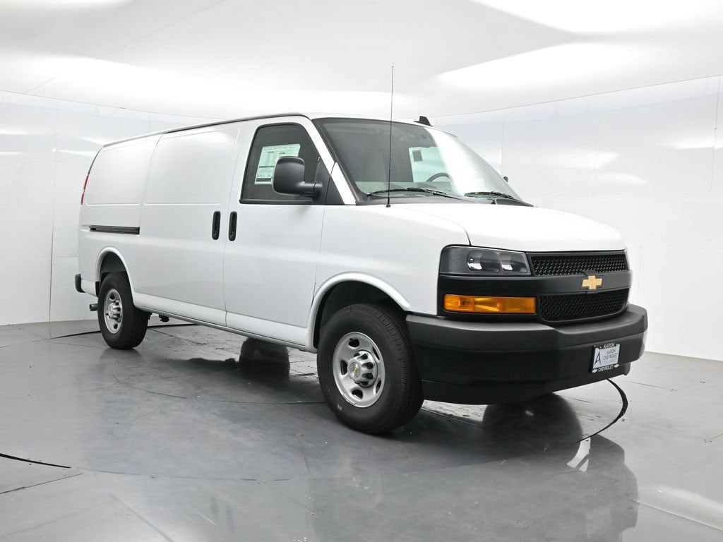 2026 Chevrolet Express Cargo Work Van - Photo 40