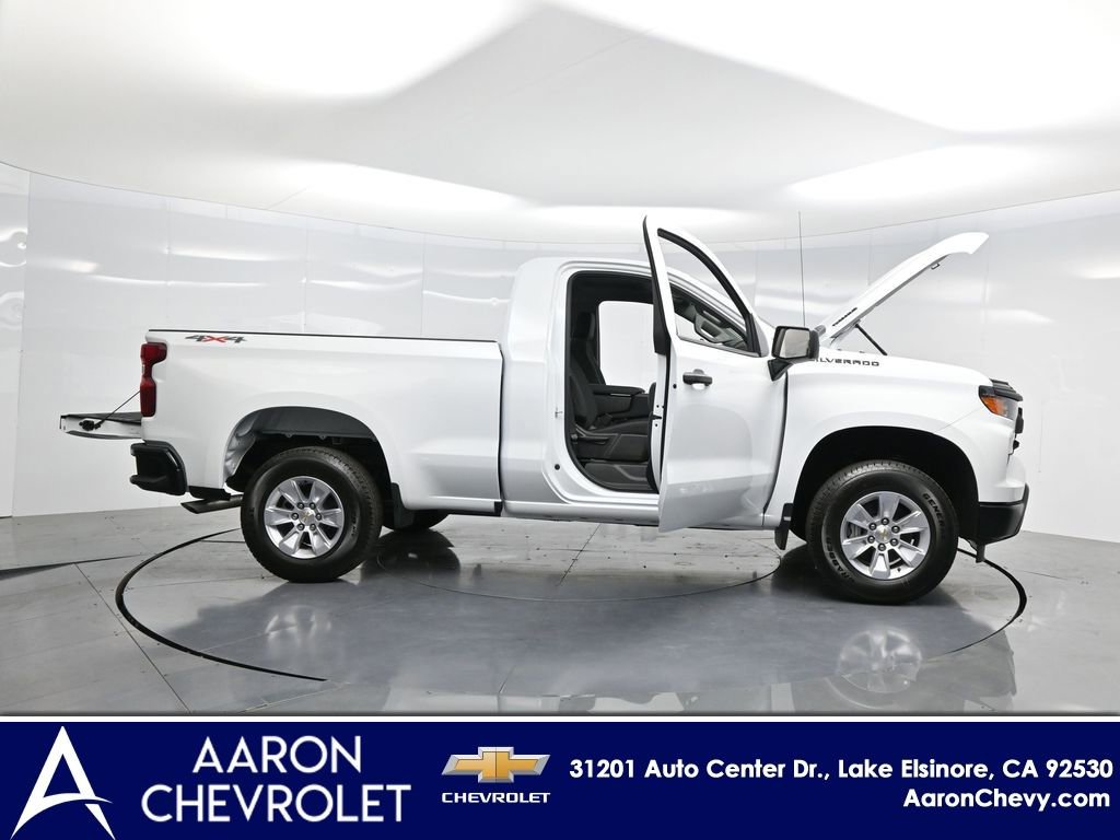 2026 Chevrolet Silverado 1500 photo 3