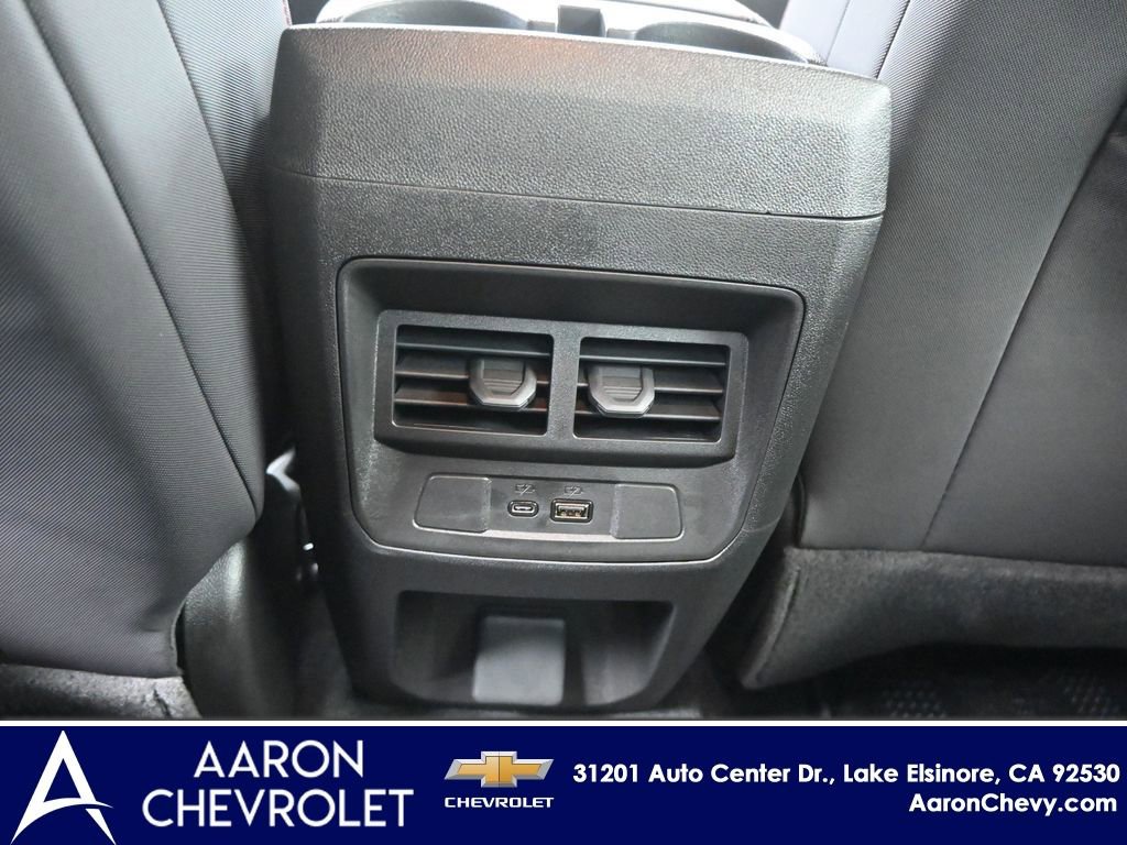 2025 Chevrolet Colorado Z71 - Photo 18