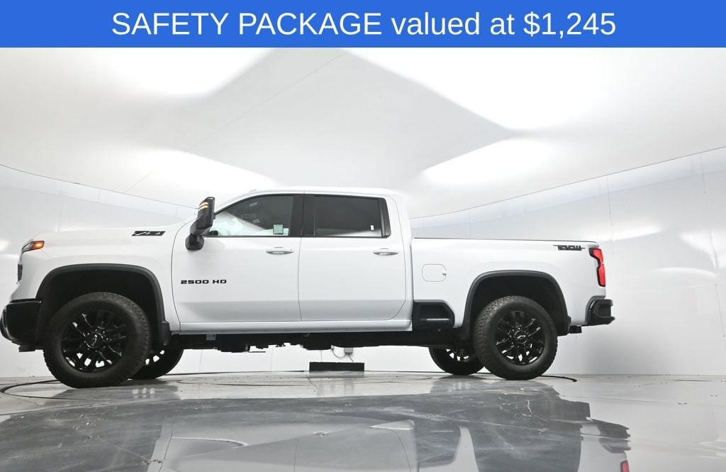 2025 Chevrolet Silverado 2500 HD LTZ photo 6