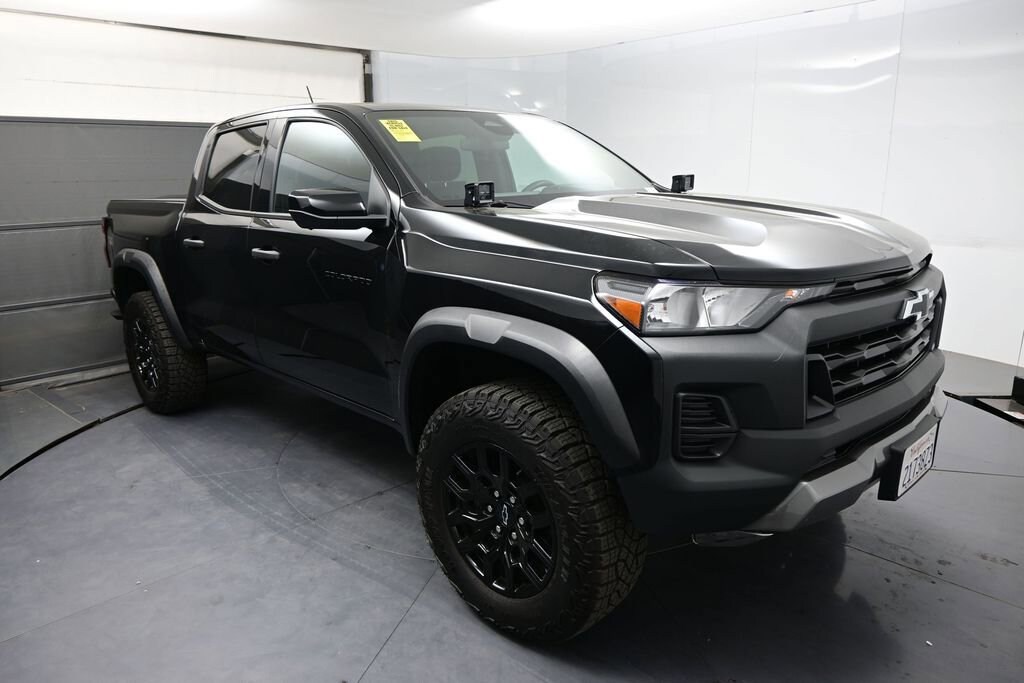 Used 2024 Chevrolet Colorado Trail Boss Truck Crew Cab