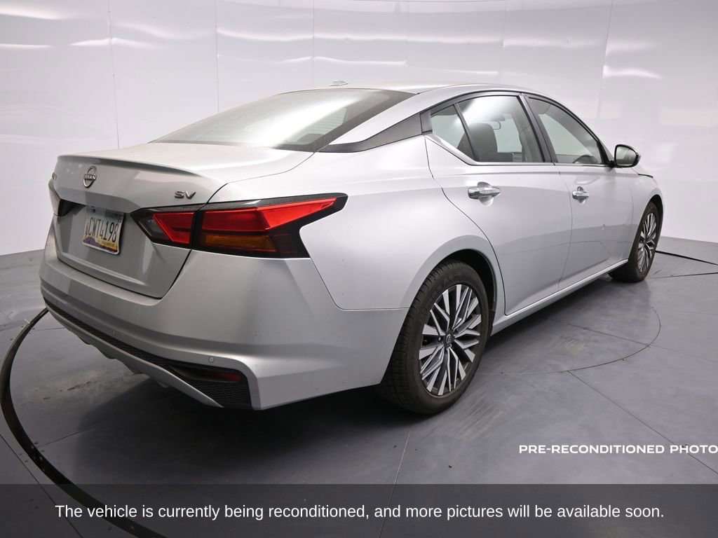2023 Nissan Altima 2.5 SV photo 2