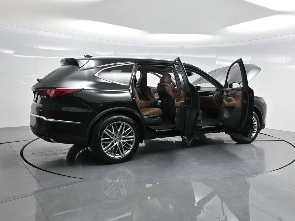 Used 2023 Acura MDX SH-AWD Advance Package SUV