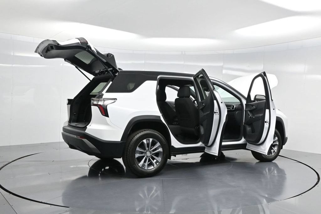 New 2026 Chevrolet Equinox LT SUV