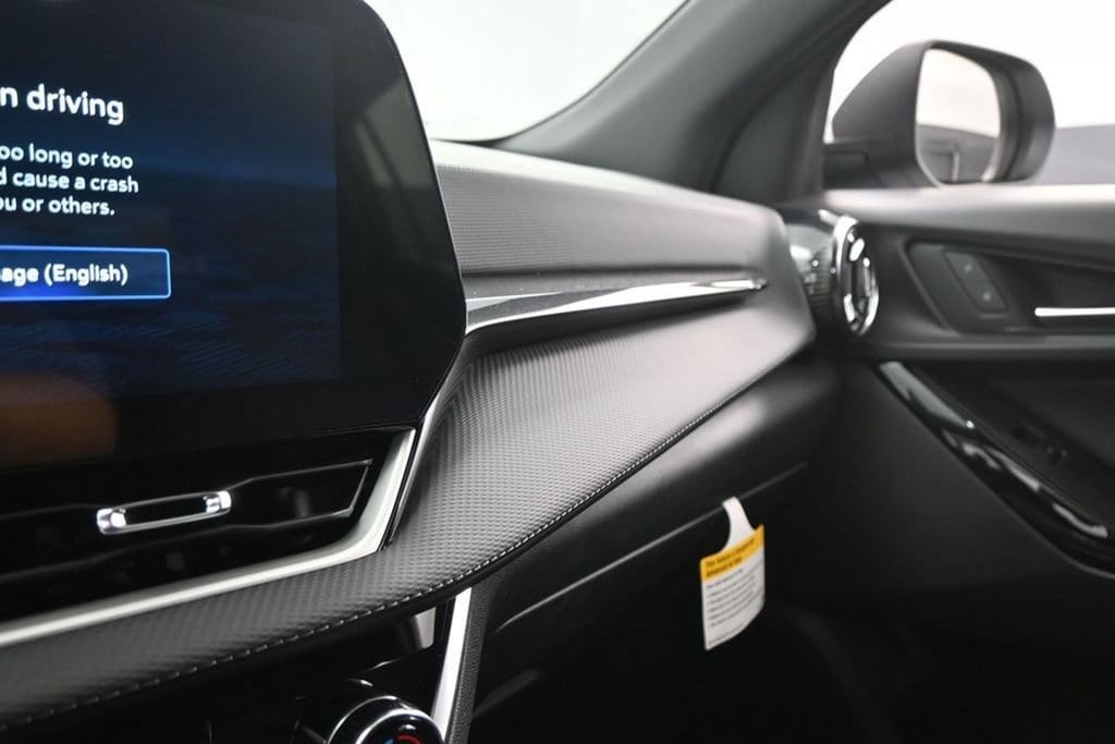 2026 Chevrolet Equinox LT - Photo 10