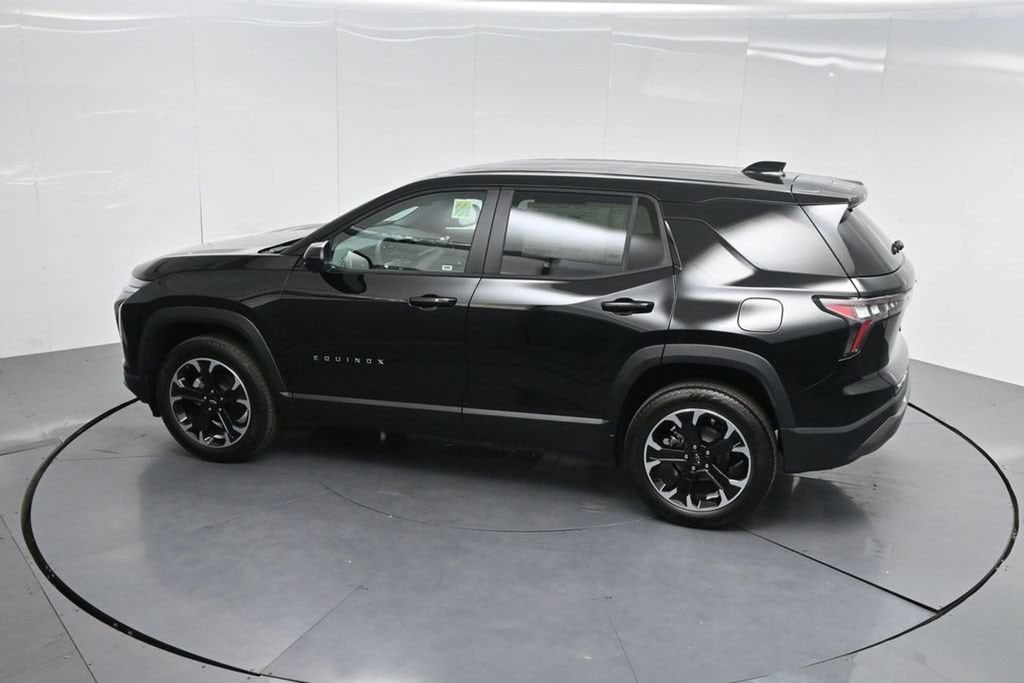 2026 Chevrolet Equinox LT - Photo 60