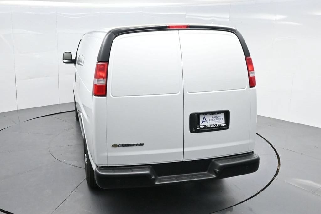 2026 Chevrolet Express Cargo Work Van - Photo 53