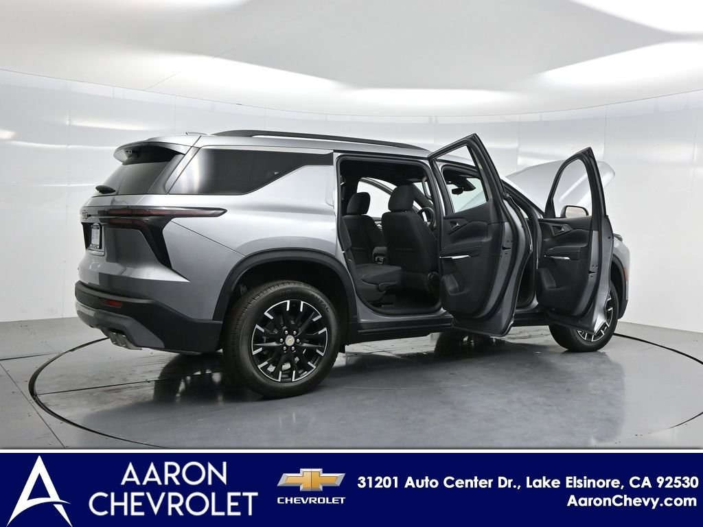 New 2026 Chevrolet Traverse LT SUV