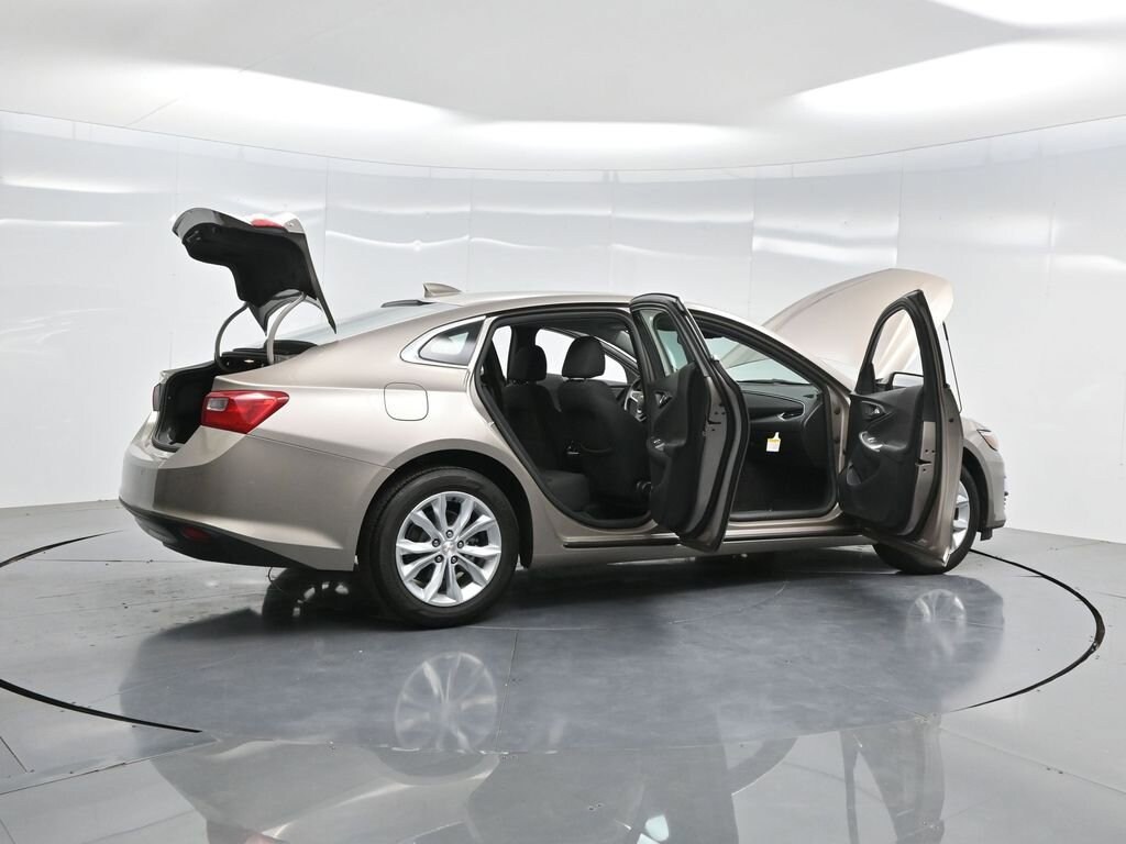 Used 2024 Chevrolet Malibu 1LT Sedan