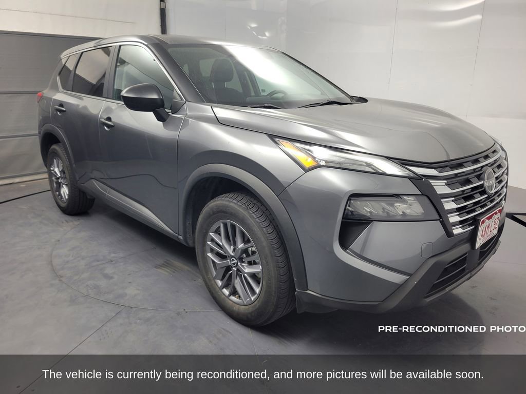2024 Nissan Rogue S photo 2