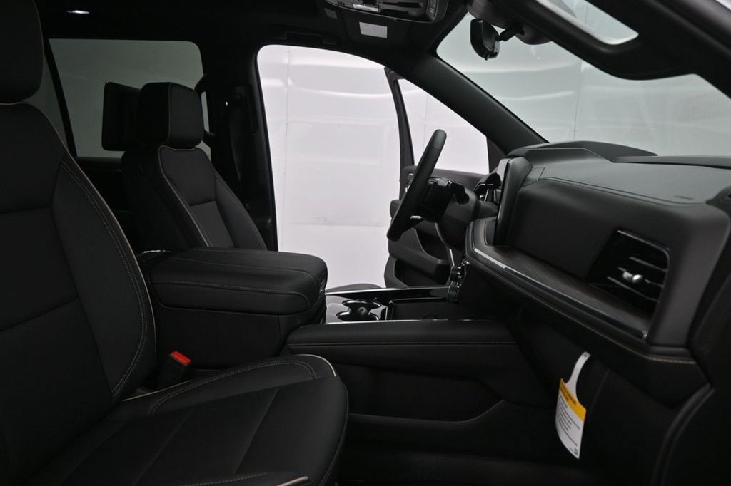 2025 Chevrolet Tahoe Premier - Photo 32