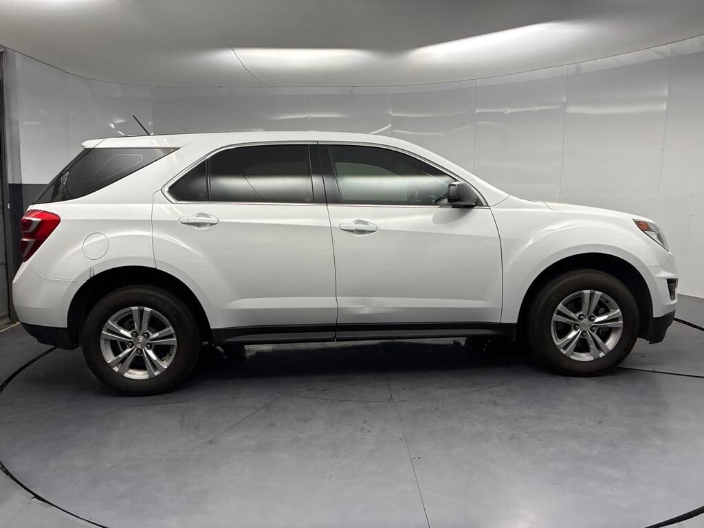 Used 2017 Chevrolet Equinox LS SUV