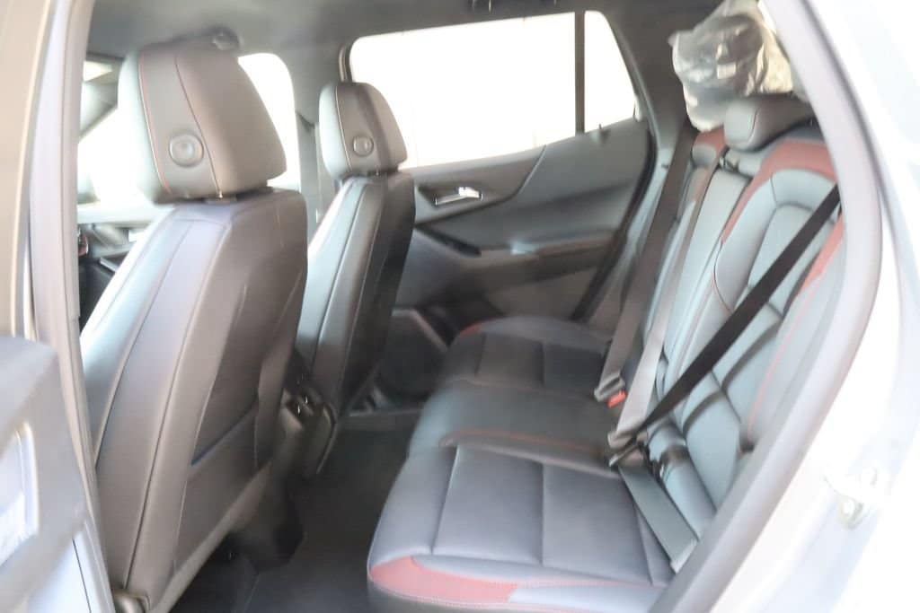 2027 Chevrolet Equinox RS - Photo 26
