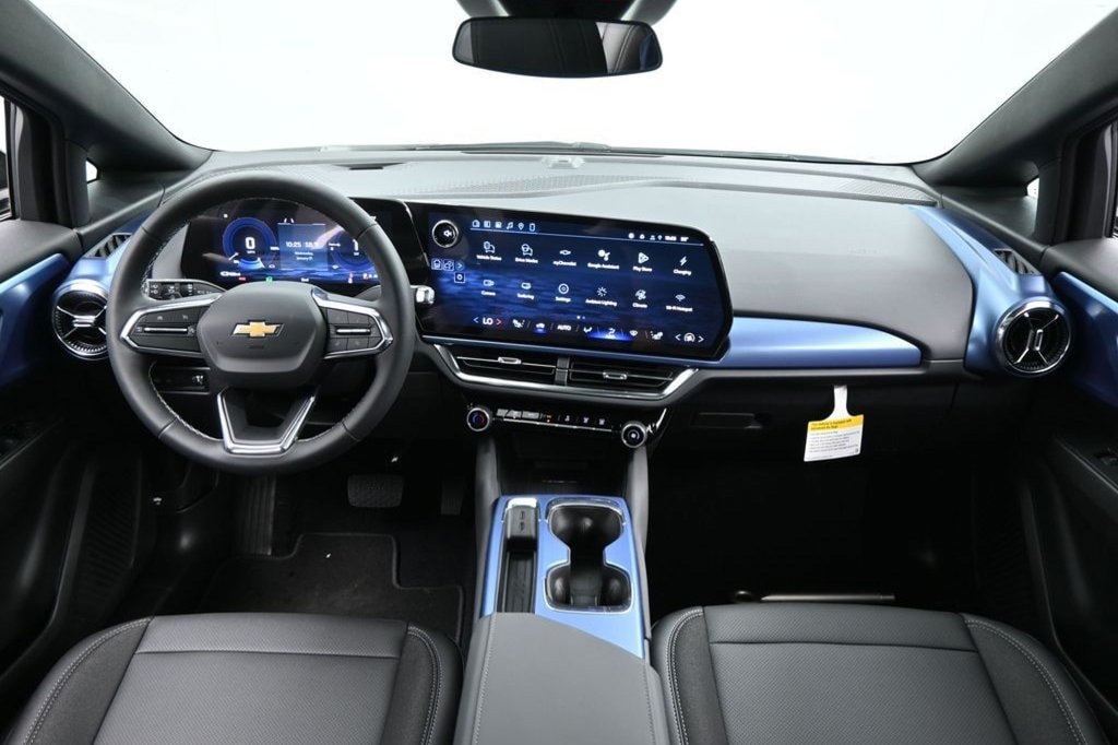 2026 Chevrolet Equinox EV 2LT - Photo 33