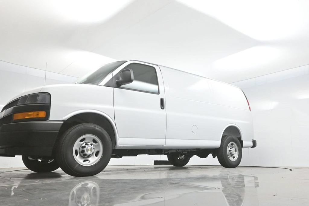 2026 Chevrolet Express Cargo Work Van - Photo 59