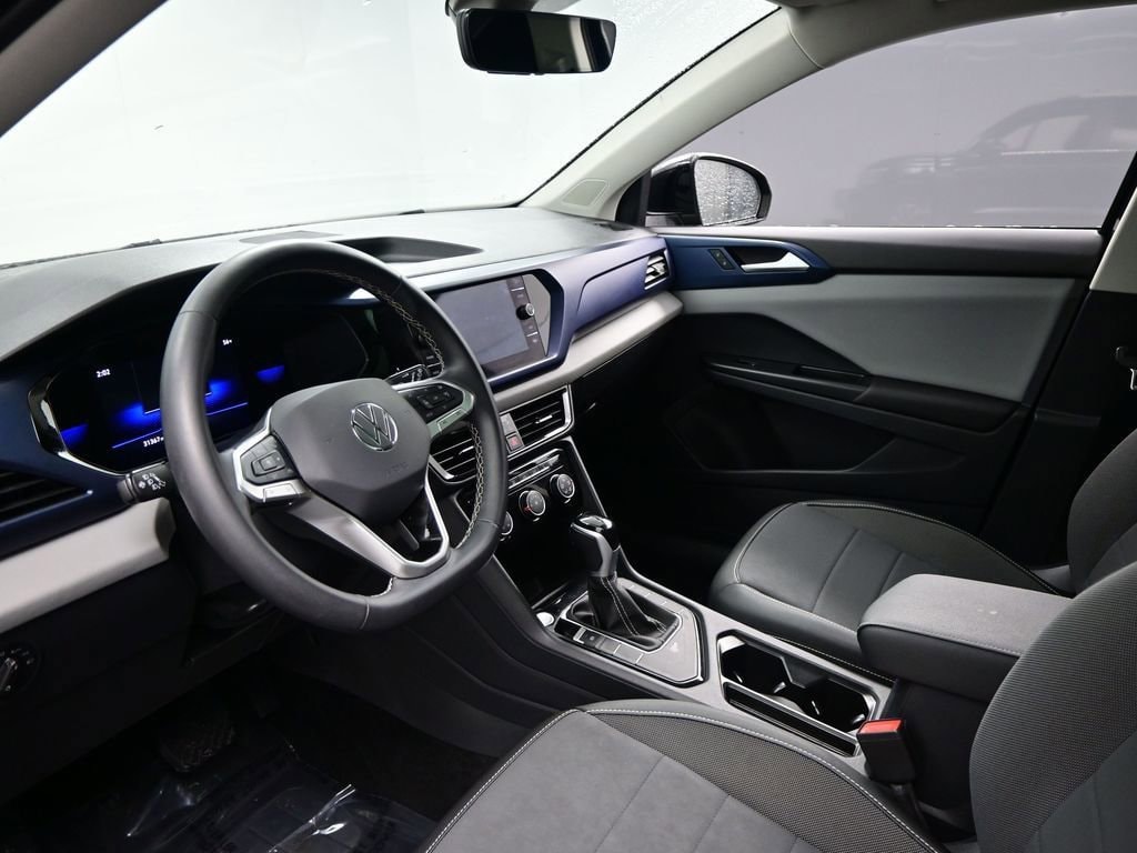2023 Volkswagen Taos 1.5T SE photo 3