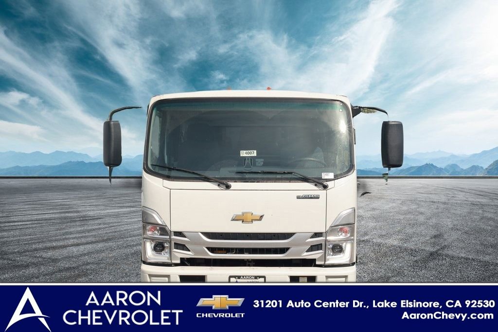 2024 Chevrolet Silverado 4500HD photo 3