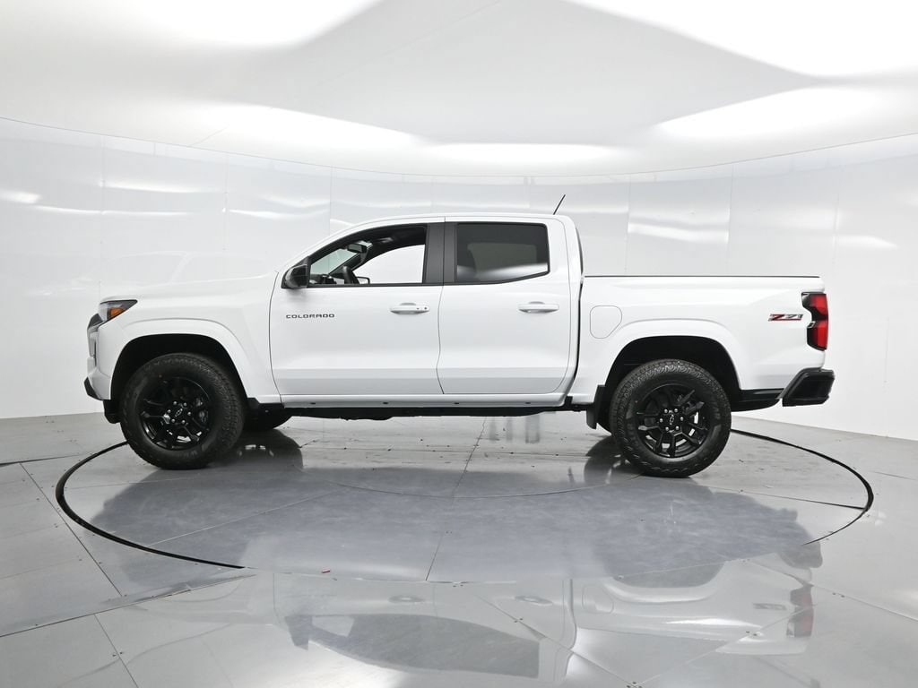 2025 Chevrolet Colorado Z71 - Photo 32