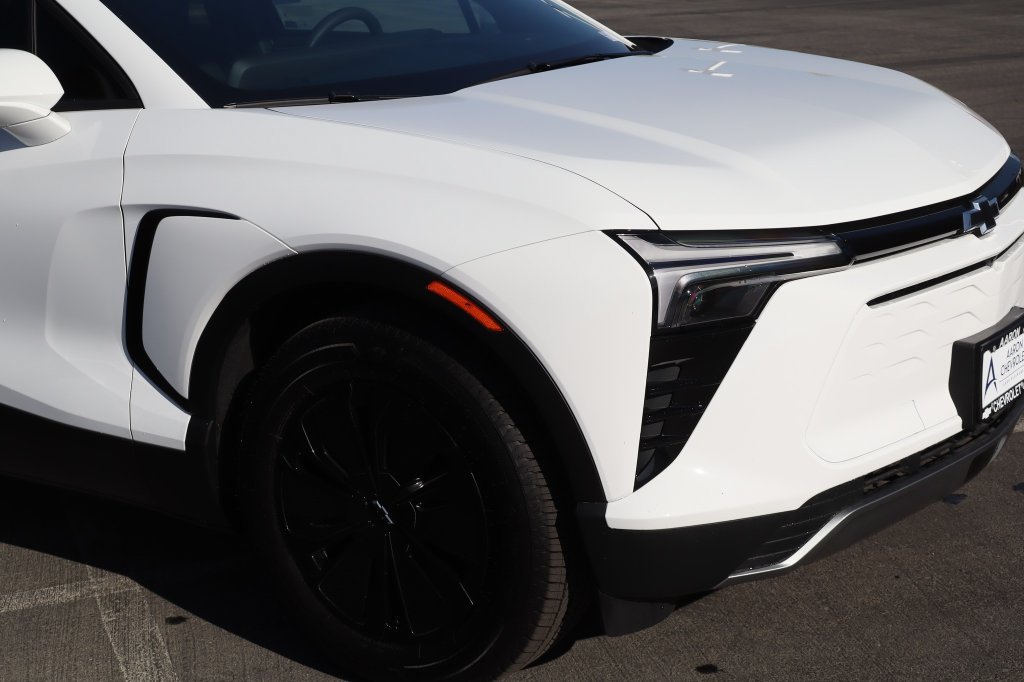 2026 Chevrolet Blazer EV LT - Photo 9